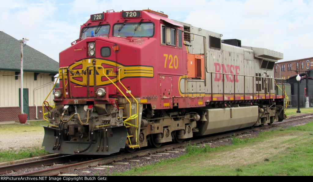 BNSF 720